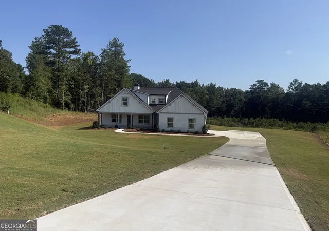 Photo 3 of Single family home for sale at 164 Piney Woods Dr #7, Newnan, GA 30263 | MLS# 10828902 | Listing updated on 2026-09-02