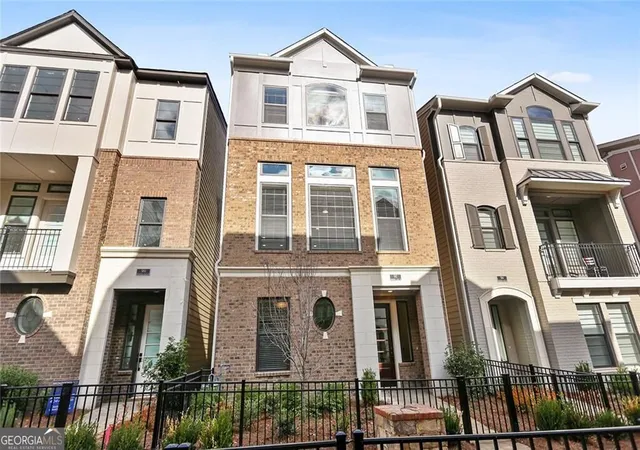 Photo 1 of Single family home for sale at 582 Broadview Pl Ne, Atlanta, GA 30324 | MLS# 10847495 | Listing updated on 2026-10-03