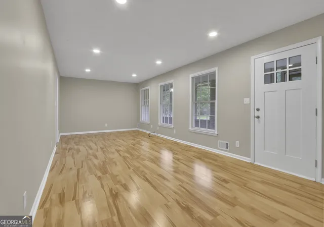 Photo 3 of Single family home for sale at 2666 Abilene Trl, Snellville, GA 30078 | MLS# 10830960 | Listing updated on 2026-09-06