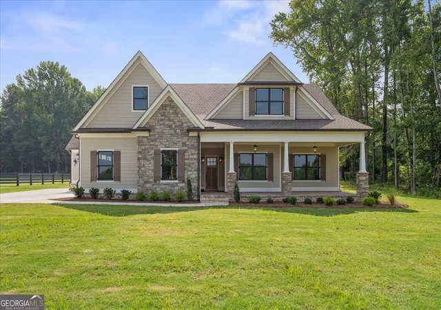 Photo 1 of Single family home for sale at 947 Lake Varner Dr, Covington, GA 30014 | MLS# 10849189 | Listing updated on 2026-10-02