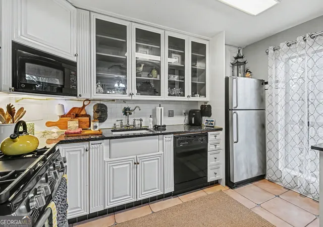 Photo 4 of Condo for sale at 3113 Pine Heights Dr Ne, Atlanta, GA 30324 | MLS# 10831981 | Listing updated on 2026-09-20