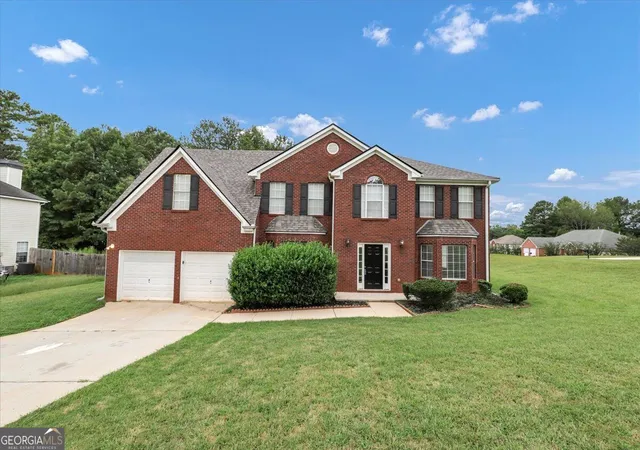 Single family home for sale at 2631 Downing Park Dr SE, Conyers, GA 30094 | MLS# 10853656