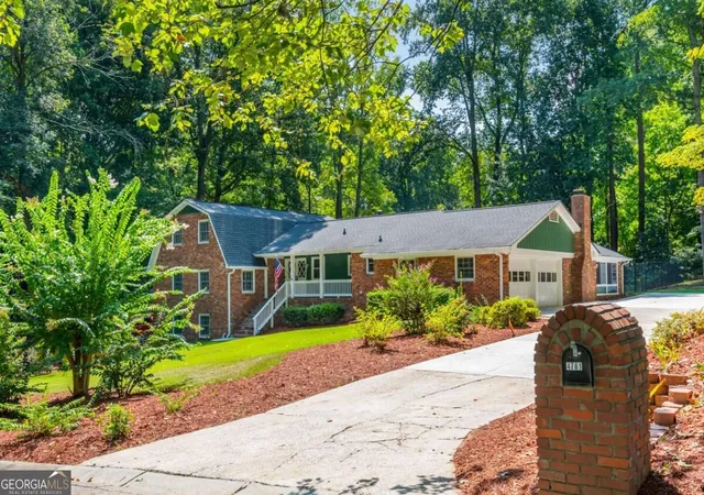 Photo 3 of Single family home for sale at 4781 Timberland Dr Sw, Mableton, GA 30126 | MLS# 10843697 | Listing updated on 2026-09-13