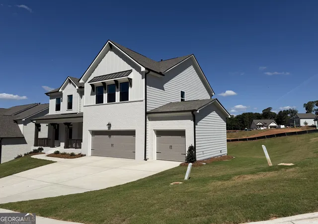 Photo 3 of Single family home for sale at 1078 Hawkins Creek Dr, Jefferson, GA 30549 | MLS# 10769115 | Listing updated on 2026-09-22