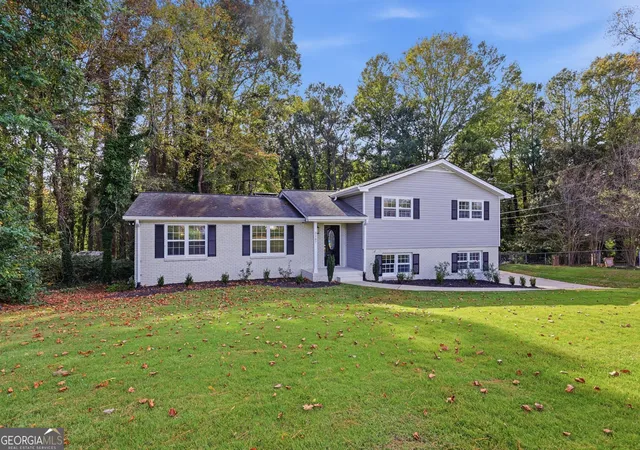 Photo 1 of Single family home for sale at 3187 Kennesaw View Dr SW, Marietta, GA 30064 | MLS# 10874322 | Listing updated on 2026-10-30