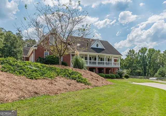 Photo 3 of Single family home for sale at 5335 N Helton Rd, Winston, GA 30187 | MLS# 10840168 | Listing updated on 2026-10-03