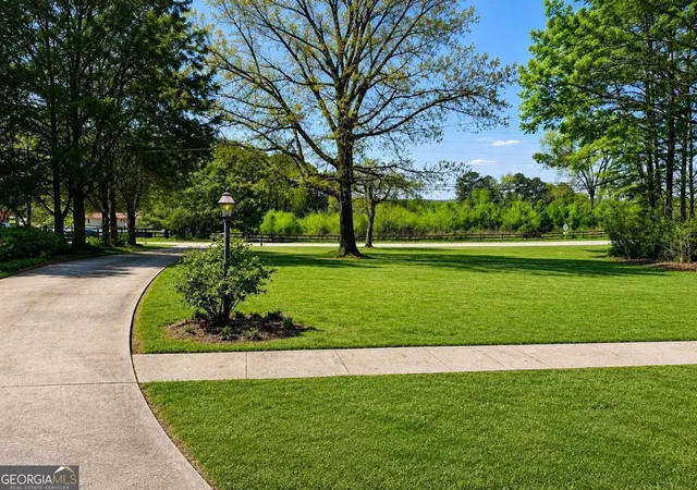 Photo 2 of Single family home for sale at 3418 Johnson Dr, Snellville, GA 30039 | MLS# 10808897 | Listing updated on 2026-09-05