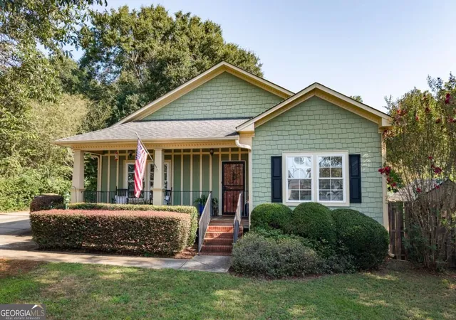Photo 2 of Single family home for sale at 1810 Old W Broad St, Athens, GA 30606 | MLS# 10838531 | Listing updated on 2026-09-10