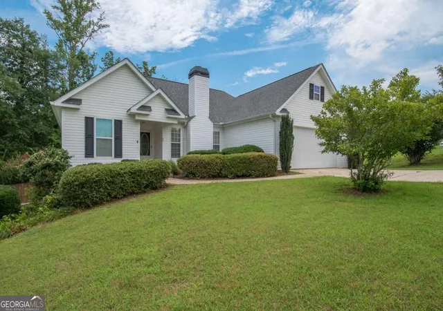Photo 2 of Single family home for sale at 55 Woodrow Pl, Newnan, GA 30263 | MLS# 10837173 | Listing updated on 2026-09-18