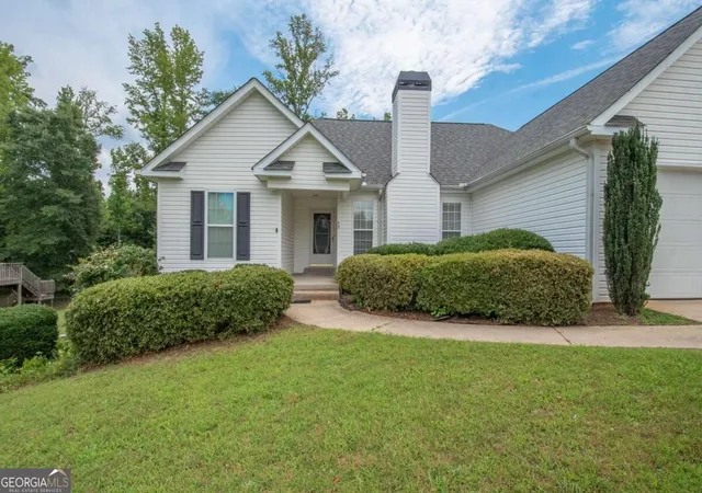 Photo 3 of Single family home for sale at 55 Woodrow Pl, Newnan, GA 30263 | MLS# 10837173 | Listing updated on 2026-09-18