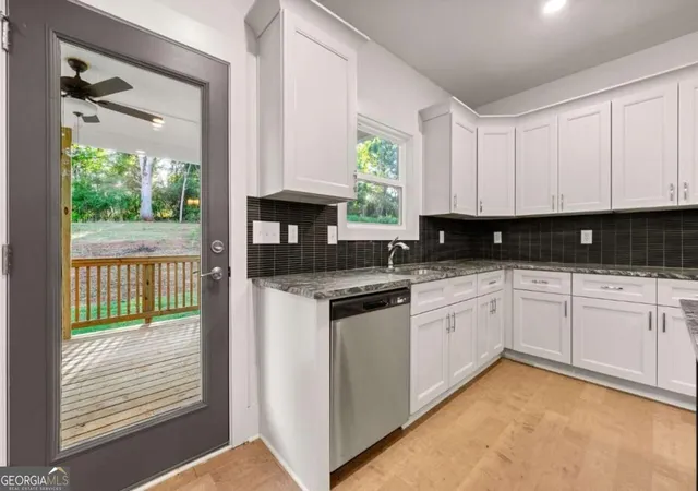 Photo 3 of Single family home for sale at 438 Races Rd, Hoschton, GA 30548 | MLS# 10844112 | Listing updated on 2026-10-26