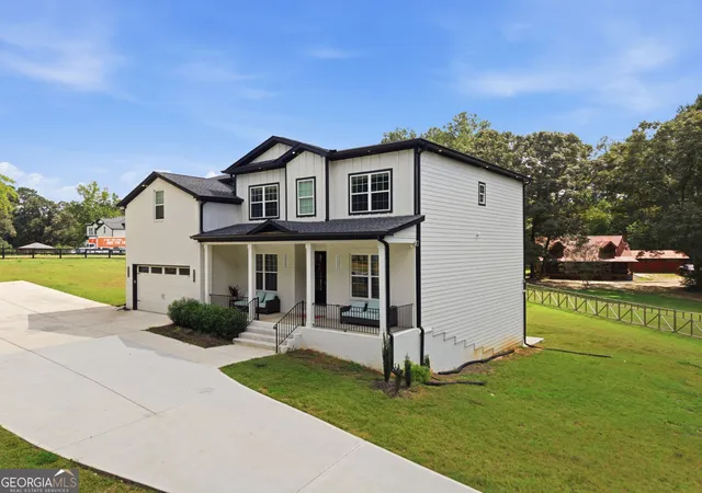 Photo 3 of Single family home for sale at 2910 Centerville Rosebud Rd, Snellville, GA 30039 | MLS# 10848101 | Listing updated on 2026-09-17