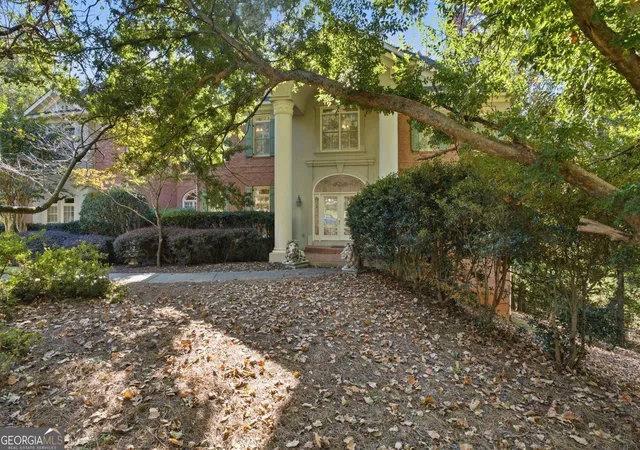 Photo 2 of Single family home for sale at 120 Sentinae Close, Sandy Springs, GA 30350 | MLS# 10879361 | Listing updated on 2026-10-28