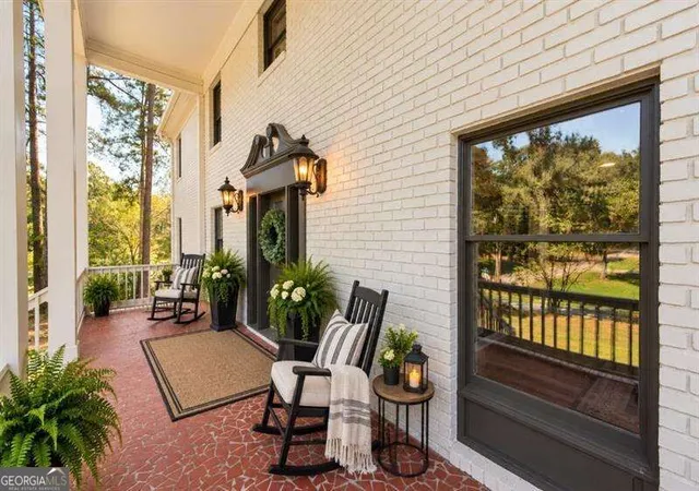 Photo 2 of Single family home for sale at 685 Mission Rd Sw, Cartersville, GA 30120 | MLS# 10850332 | Listing updated on 2026-10-04