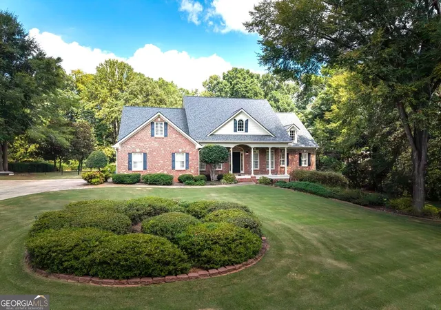 Photo 3 of Single family home for sale at 105 Meadow Trl, Social Circle, GA 30025 | MLS# 10822070 | Listing updated on 2026-09-12