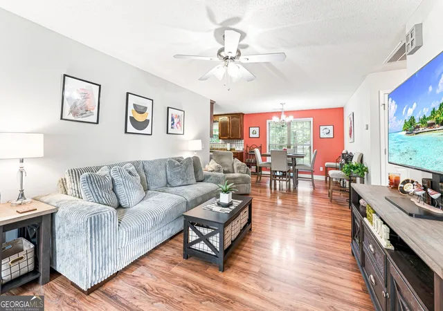 Photo 3 of Sale Pending at 10 3rd Avenue, Hawkinsville, GA 31036 | MLS# 10843831 | Listing updated on 2026-09-13