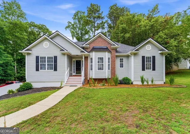 Photo 2 of Single family home for sale at 4036 Saint George Walk Sw, Powder Springs, GA 30127 | MLS# 10845882 | Listing updated on 2026-09-28