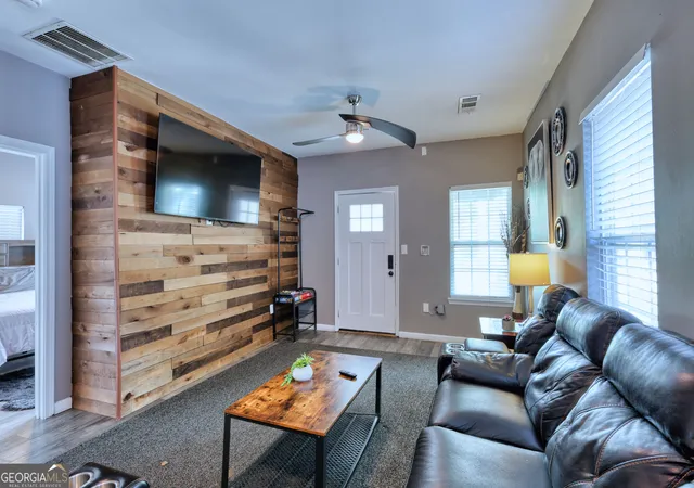 Photo 3 of Single family home for sale at 1042 Parsons St Sw, Atlanta, GA 30314 | MLS# 10774203 | Listing updated on 2026-09-16
