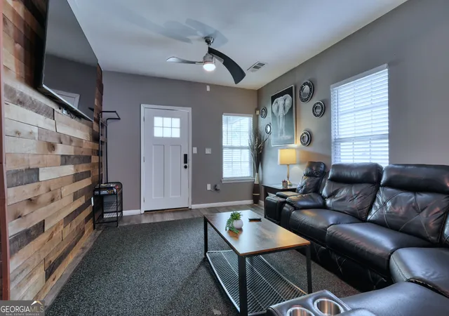 Photo 3 of Single family home for sale at 1042 Parsons St SW, Atlanta, GA 30314 | MLS# 10774203 | Listing updated on 2026-09-16
