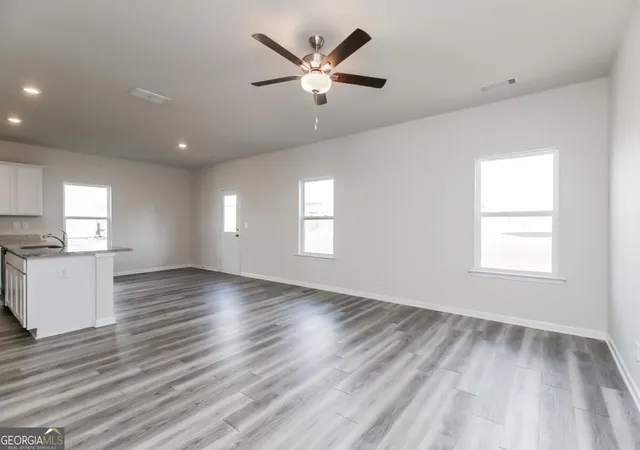 Photo 2 of Single family home for sale at 160 Avondale Blvd, Conyers, GA 30013 | MLS# 10846671 | Listing updated on 2026-10-20
