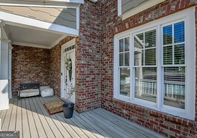 Photo 4 of Single family home for sale at 5746 Nix Brg Rd, Gainesville, GA 30506 | MLS# 10847419 | Listing updated on 2026-09-30