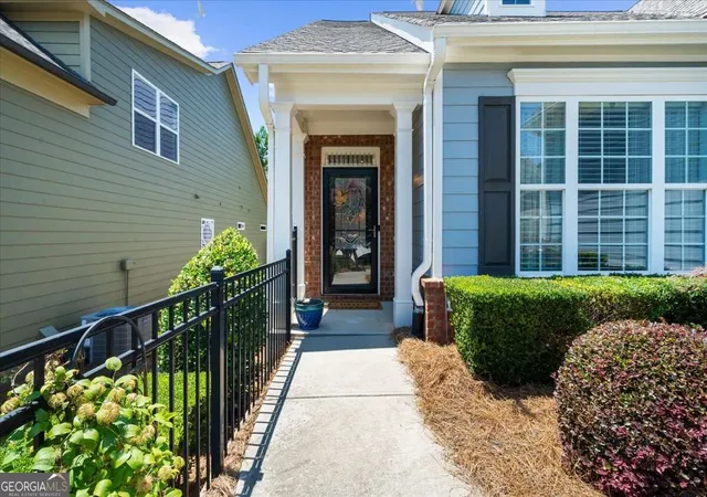 Photo 3 of Single family home for sale at 3938 Sweet Magnolia Dr, Gainesville, GA 30504 | MLS# 10841521 | Listing updated on 2026-09-22
