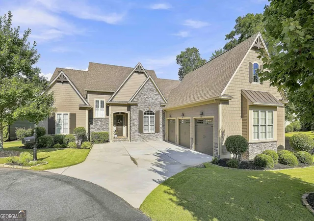 Photo 1 of Sale Pending at 402 Vanderbilt Pkwy, Newnan, GA 30265 | MLS# 10837436 | Listing updated on 2026-09-13
