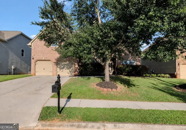Photo 2 of Single family home for sale at 3331 Backcountry St, Douglasville, GA 30135 | MLS# 10851871 | Listing updated on 2026-10-07
