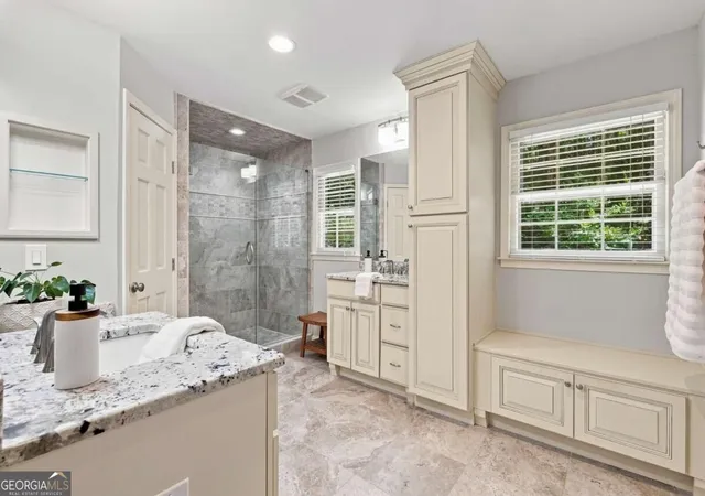 Photo 4 of Single family home for sale at 330 Waverly Hall Dr, Roswell, GA 30075 | MLS# 10841210 | Listing updated on 2026-09-28