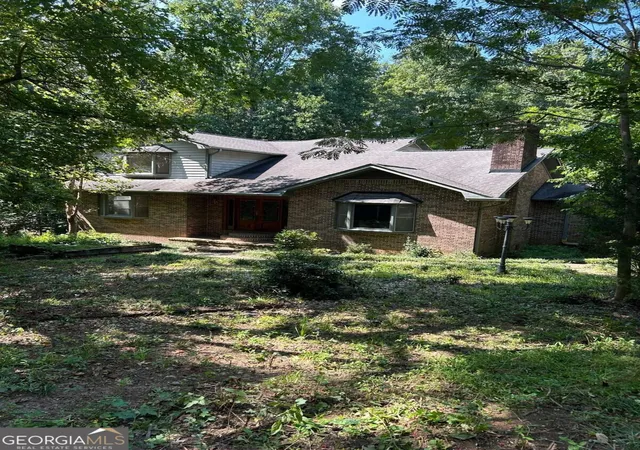 Photo 2 of Single family home for sale at 130 Ml Pond Ct, Acworth, GA 30101 | MLS# 10838482 | Listing updated on 2026-09-16