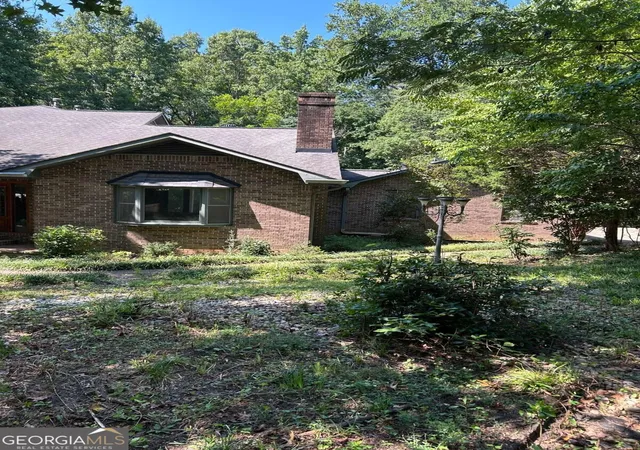 Photo 2 of Single family home for sale at 130 Ml Pond Ct, Acworth, GA 30101 | MLS# 10838482 | Listing updated on 2026-09-16