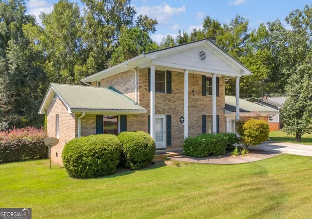 Photo 2 of Single family home for sale at 1286 Virginia Ln, Hull, GA 30646 | MLS# 10841135 | Listing updated on 2026-09-08