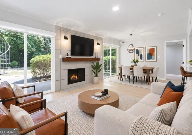 Photo 2 of Condo for sale at 5400 Roswell Rd #N6, Sandy Springs, GA 30342 | MLS# 10834783 | Listing updated on 2026-09-10