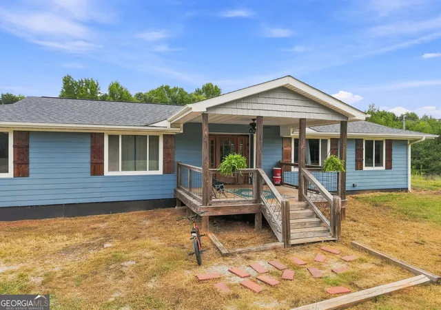 Photo 3 of Single family home for sale at 354 Ricks Rd, Lavonia, GA 30553 | MLS# 10836502 | Listing updated on 2026-10-05
