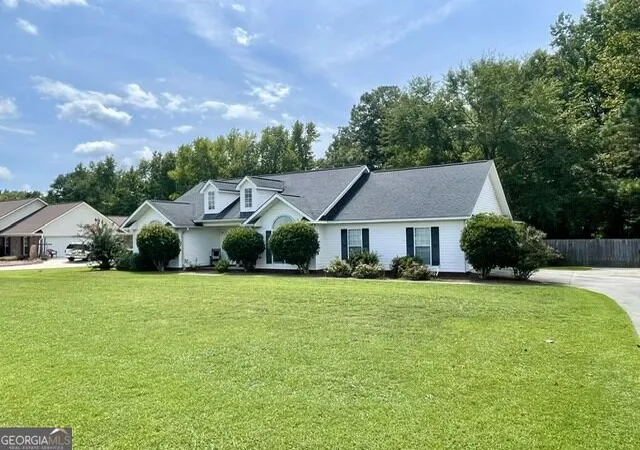 Photo 2 of Single family home for sale at 1813 N Leah Ln, Statesboro, GA 30461 | MLS# 10841703 | Listing updated on 2026-10-08