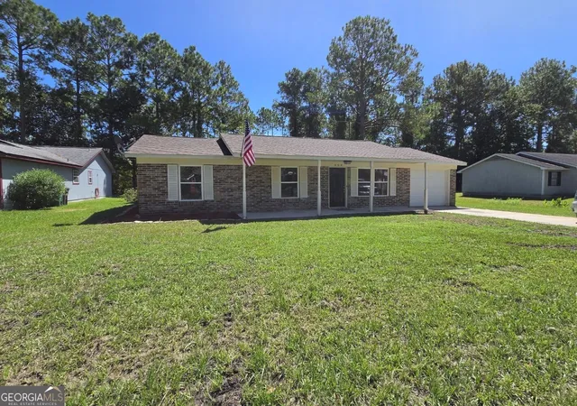 Photo 2 of Single family home for sale at 868 Mission Tr Dr, St. Marys, GA 31558 | MLS# 10848482 | Listing updated on 2026-09-30