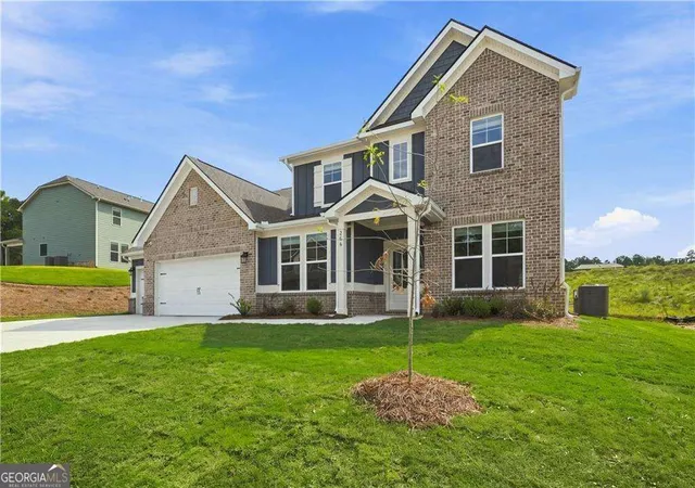 Photo 2 of Single family home for sale at 266 Linford Dr, Locust Grove, GA 30248 | MLS# 10841657 | Listing updated on 2026-09-08