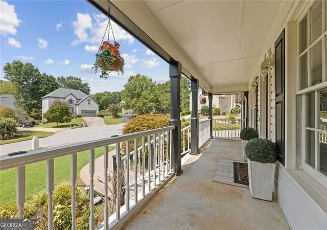 Photo 2 of Sale Pending at 850 Rose Crst Dr, Lawrenceville, GA 30044 | MLS# 10841320 | Listing updated on 2026-09-17