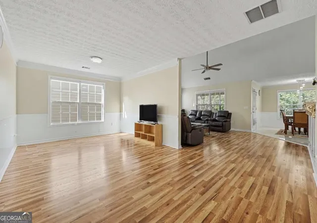 Photo 2 of Single family home for sale at 3159 Battlement Cir, Loganville, GA 30052 | MLS# 10842319 | Listing updated on 2026-09-09