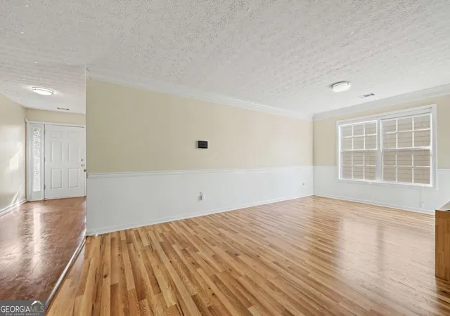 Photo 3 of Single family home for sale at 3159 Battlement Cir, Loganville, GA 30052 | MLS# 10842319 | Listing updated on 2026-09-09