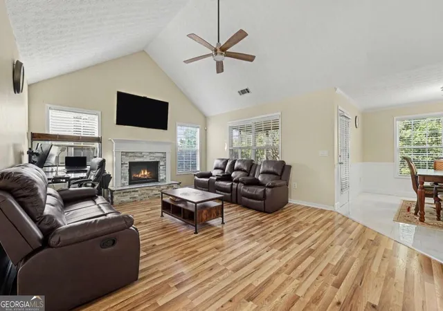 Photo 3 of Single family home for sale at 3159 Battlement Cir, Loganville, GA 30052 | MLS# 10842319 | Listing updated on 2026-09-09