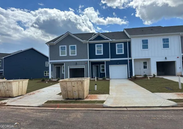 Photo 2 of Townhouse for sale at 1374 Riverstone Rd #LOT 95, Jonesboro, GA 30238 | MLS# 10845131 | Listing updated on 2026-10-13