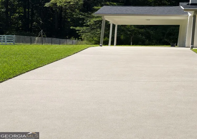 Photo 2 of Single family home for sale at 210 Pine Valley Dr, Powder Springs, GA 30127 | MLS# 10759076 | Listing updated on 2026-09-14