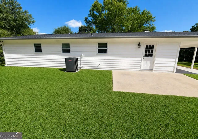 Photo 3 of Single family home for sale at 210 Pine Valley Dr, Powder Springs, GA 30127 | MLS# 10759076 | Listing updated on 2026-10-09