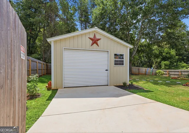 Photo 3 of Sale Pending at 368 Highland Ave, Cornelia, GA 30531 | MLS# 10840539 | Listing updated on 2026-09-15