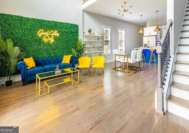 Photo 2 of Single family home for sale at 975 Welch St Sw, Atlanta, GA 30310 | MLS# 10842991 | Listing updated on 2026-09-10