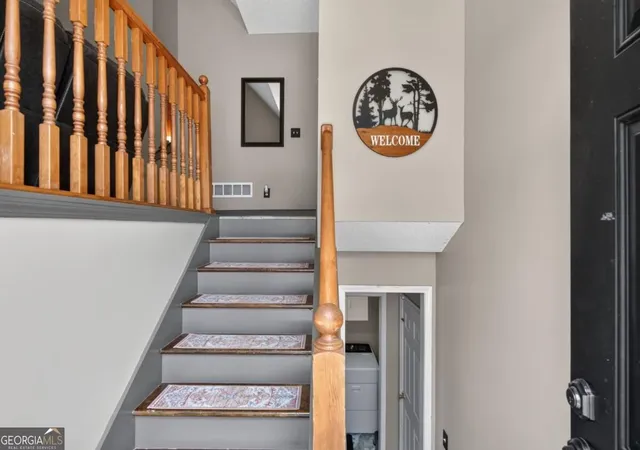 Photo 2 of Single family home for sale at 186 Majesty Dr, Rockmart, GA 30153 | MLS# 10844306 | Listing updated on 2026-09-11