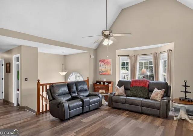Photo 3 of Single family home for sale at 186 Majesty Dr, Rockmart, GA 30153 | MLS# 10844306 | Listing updated on 2026-09-11