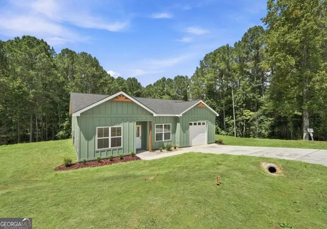 Photo 3 of Single family home for sale at 381 Bethel Rd, Talking Rock, GA 30175 | MLS# 10838274 | Listing updated on 2026-09-16