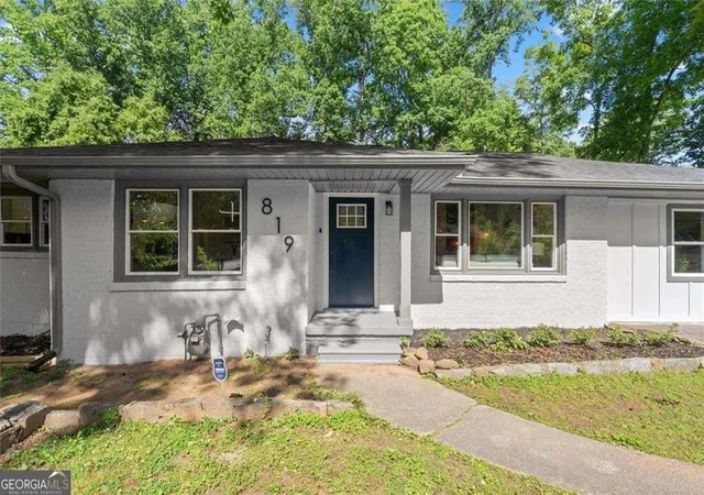 Photo 2 of Single family home for sale at 819 Gresham Ave Se, Atlanta, GA 30316 | MLS# 10849780 | Listing updated on 2026-10-08